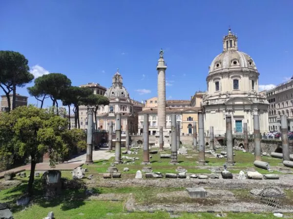 passeggiata tour Fori Imperiali al Colosseo